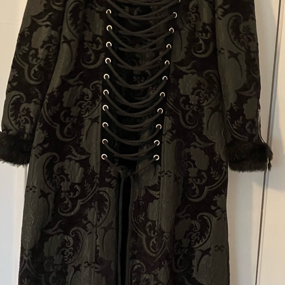 Black Forest Coat - Picture 2 of 5